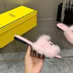 FENDI С МЕХОМ НОРКИ