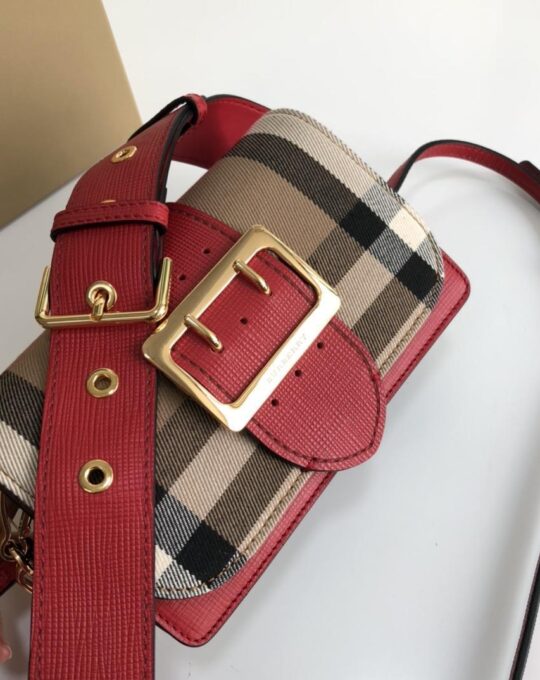 BURBERRY
