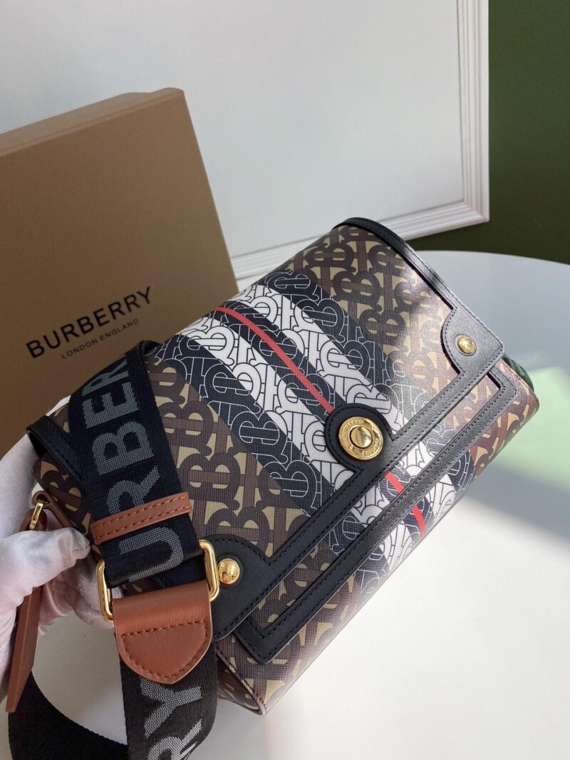 BURBERRY