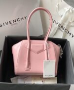 GIVENCHY