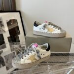 GOLDEN GOOSE