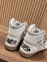 GOLDEN GOOSE