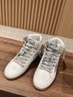 GOLDEN GOOSE