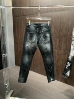 DSQUARED2