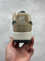 NIKE AIR FORCE 1 LOW