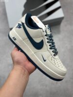 NIKE AIR FORCE 1 LOW