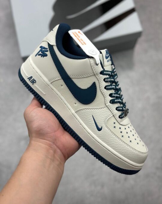 NIKE AIR FORCE 1 LOW