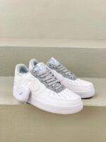 NIKE AIR FORCE 1 & FRAGMENT DESIGN