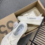 YEEZY BOOST 350 V3