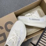 YEEZY BOOST 350 V3