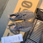 YEEZY BOOST 350 V2