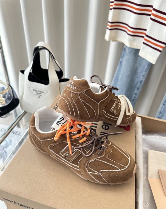MIU MIU & NEW BALANCE